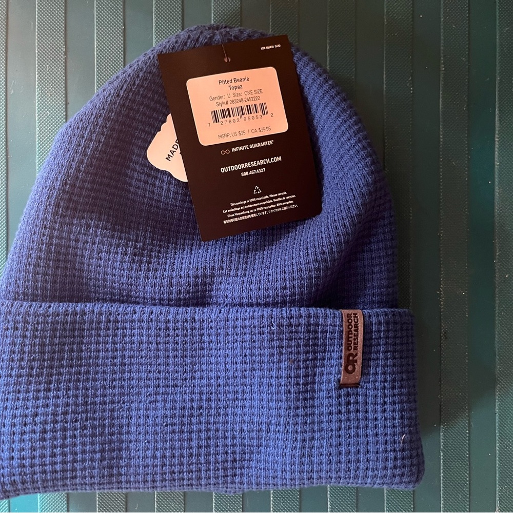Outdoor research pitted beanie